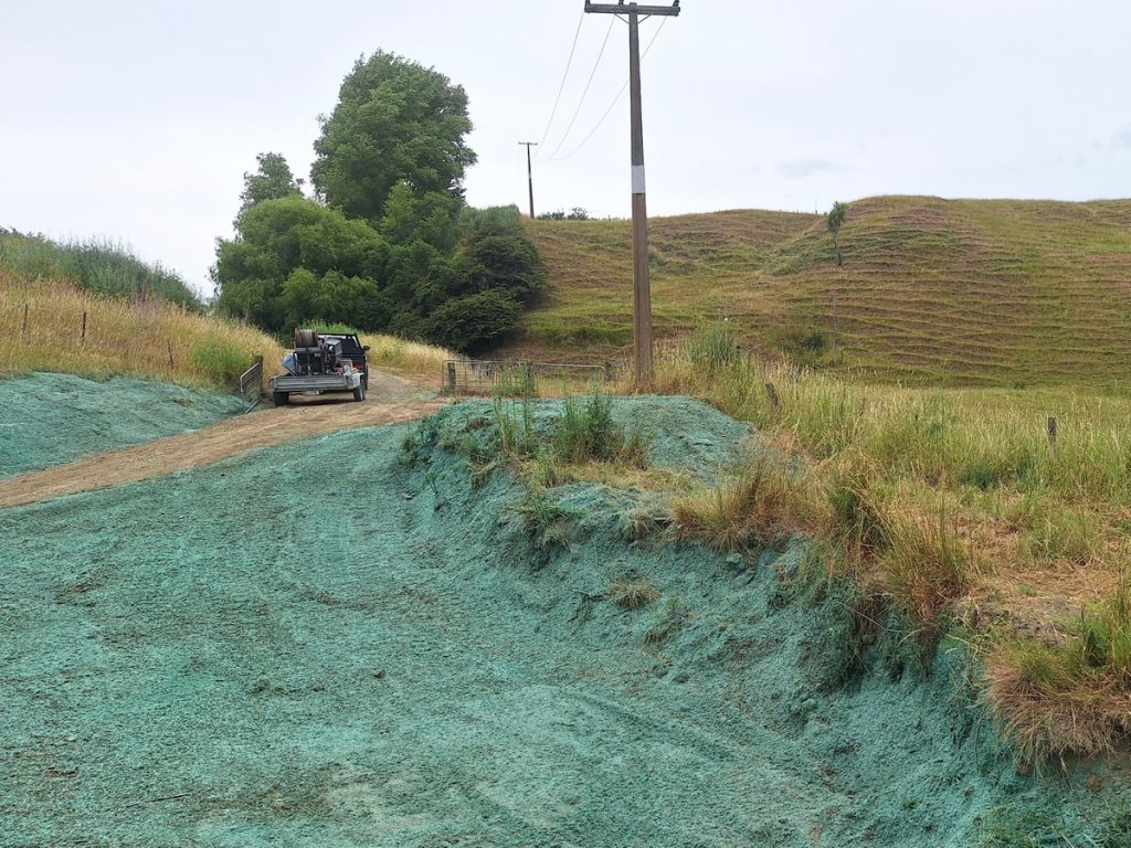 roading-hydroseeding-gisborne1